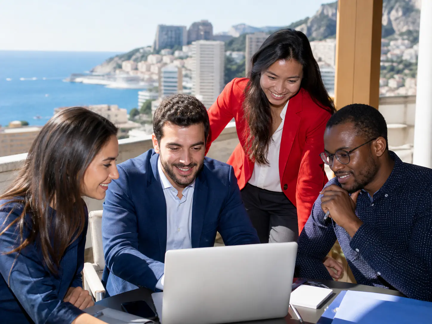 Professionnels au travail à Monaco